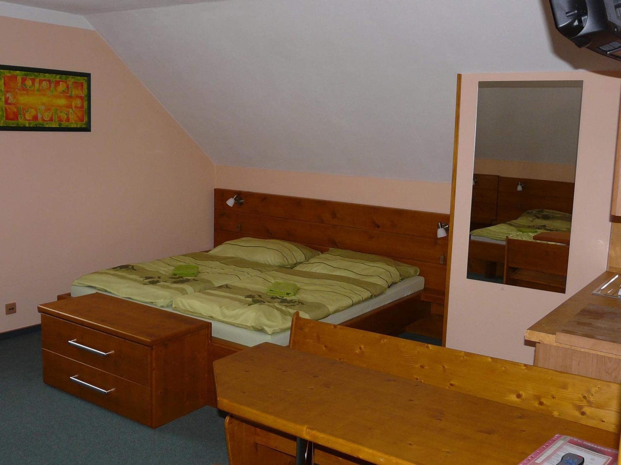 Wellness Penzion Palice Jindřichŭv Hradec Eksteriør billede